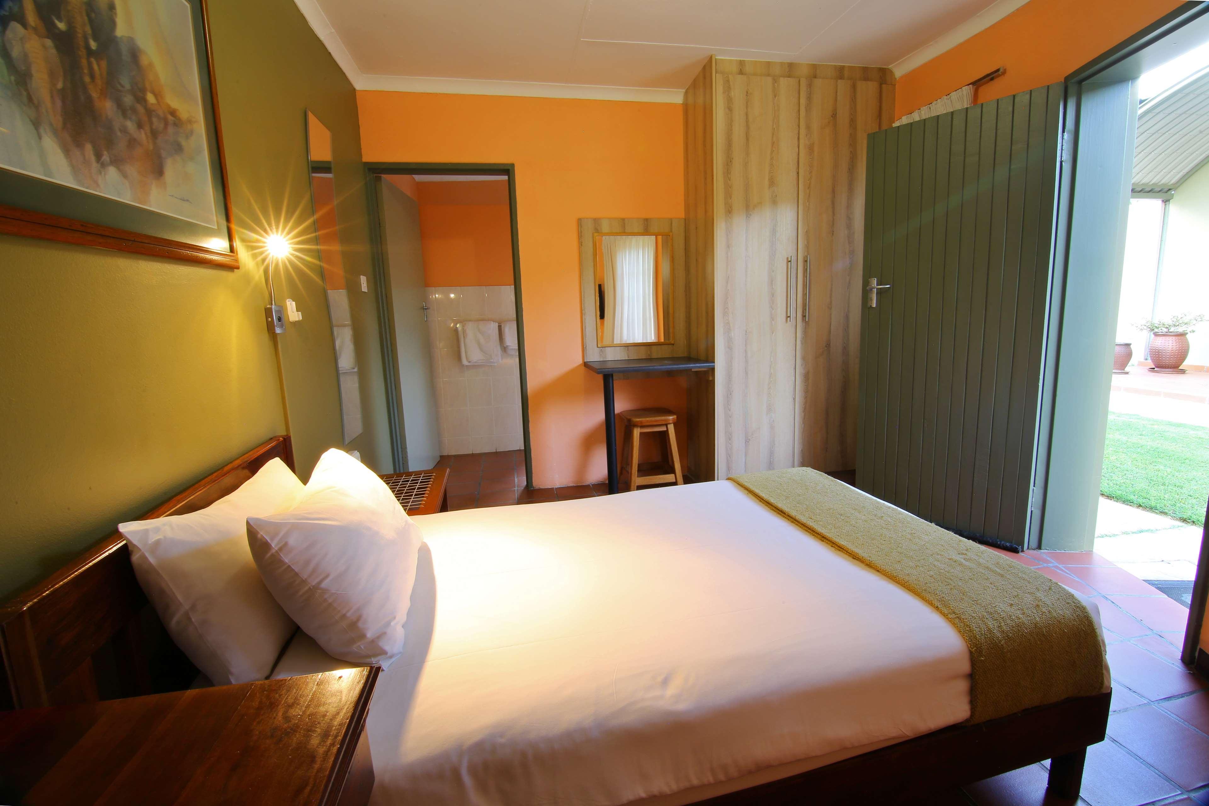Kalahari Arms Hotel Khemsbok Екстер'єр фото