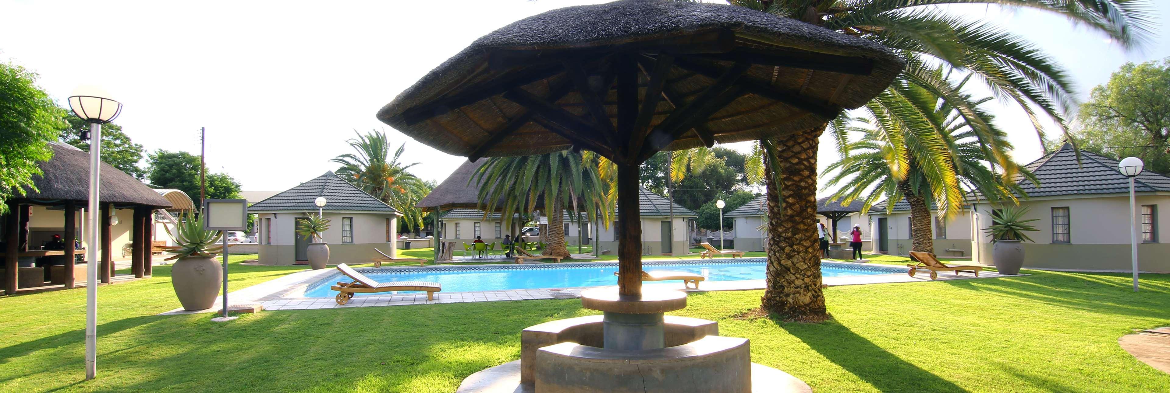 Kalahari Arms Hotel Khemsbok Екстер'єр фото