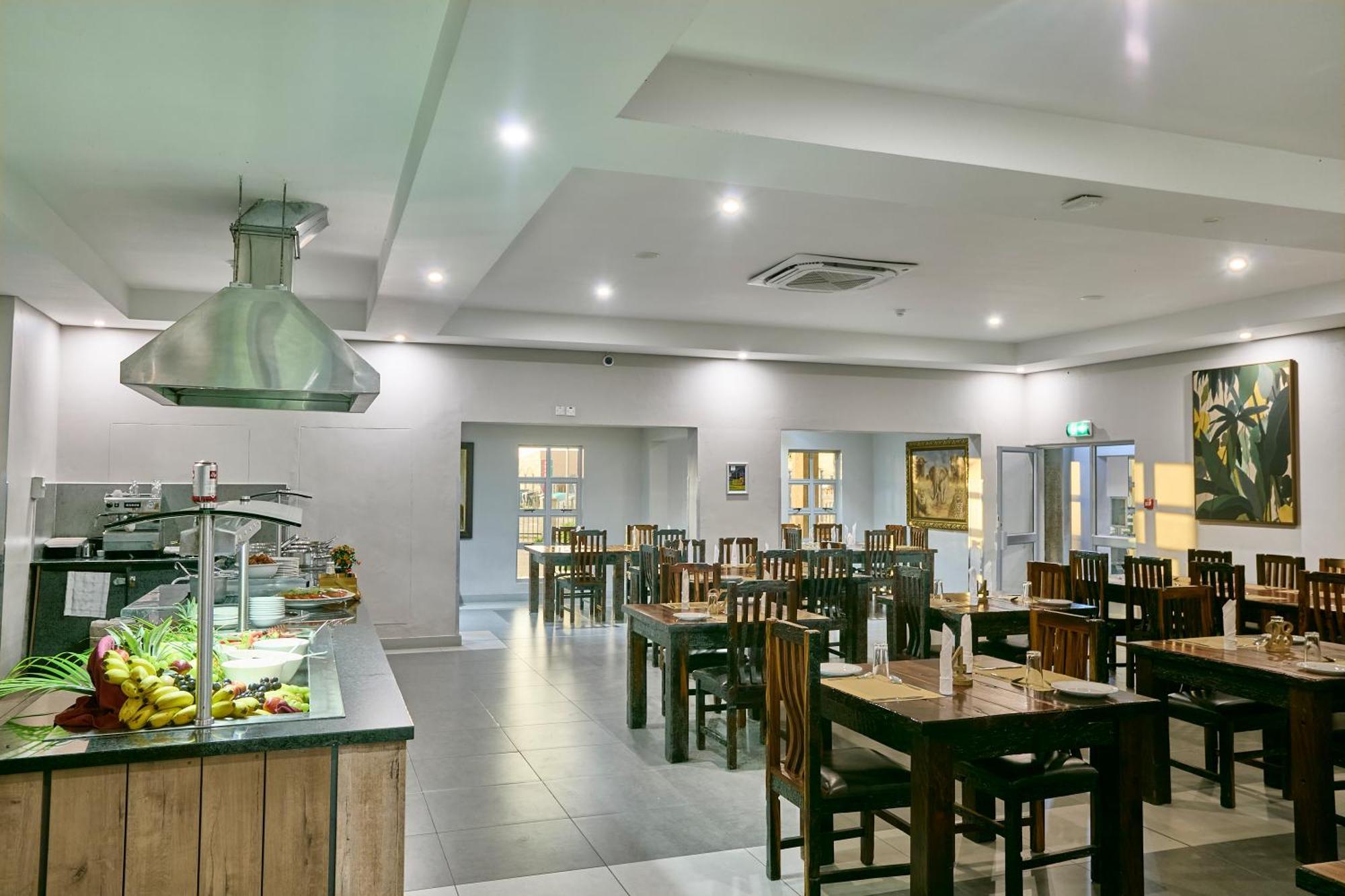 Kalahari Arms Hotel Khemsbok Екстер'єр фото